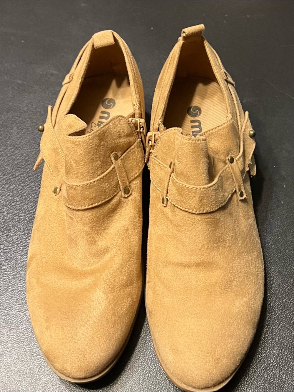 Makalu California Suede Ankle Boots